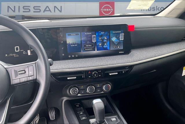new 2026 Nissan Kicks car, priced at $25,066