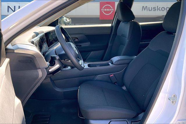 new 2026 Nissan Kicks car, priced at $25,066