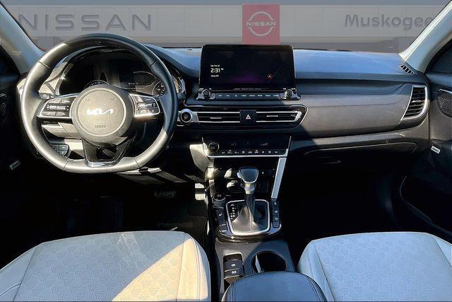 used 2023 Kia Seltos car, priced at $21,900