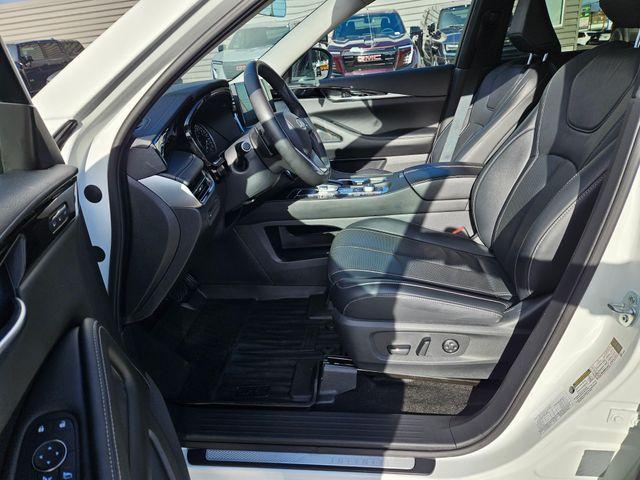 used 2024 INFINITI QX60 car, priced at $37,196