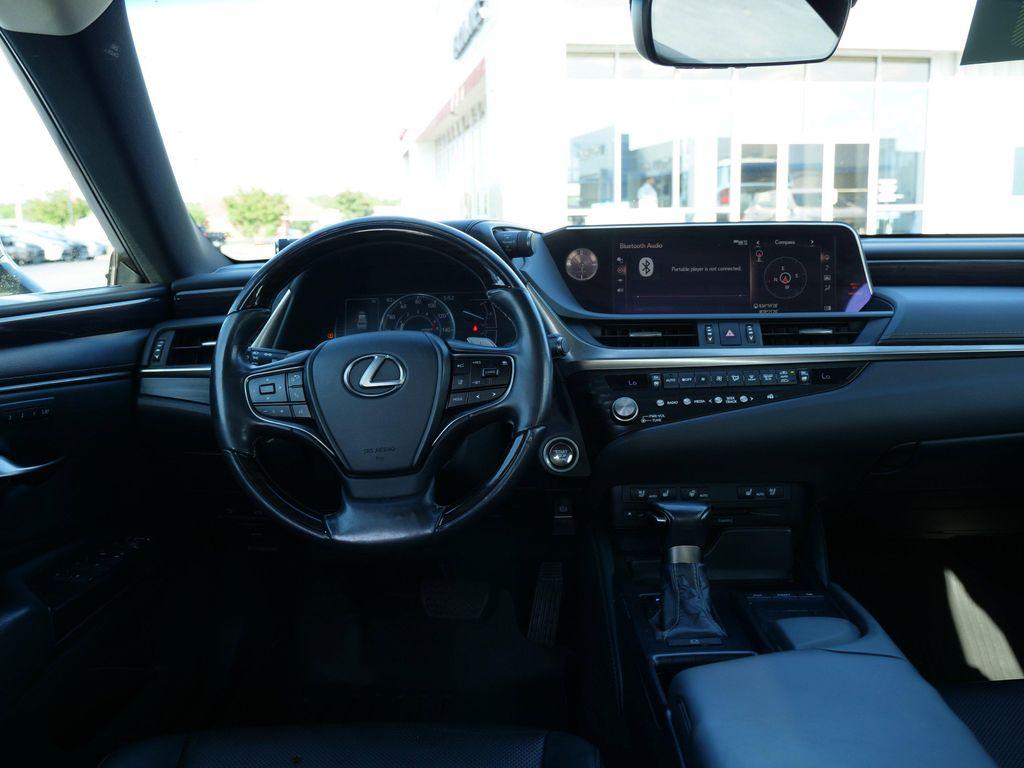 used 2021 Lexus ES 350 car, priced at $33,992