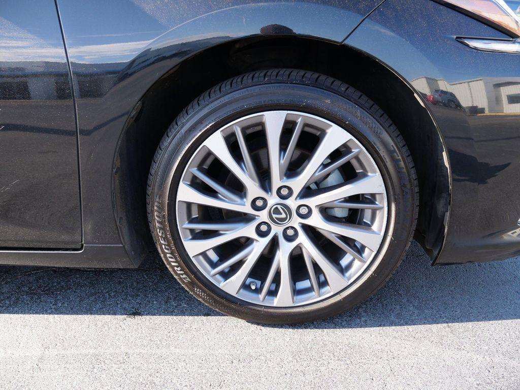 used 2021 Lexus ES 350 car, priced at $33,992