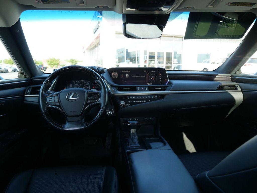 used 2021 Lexus ES 350 car, priced at $33,992