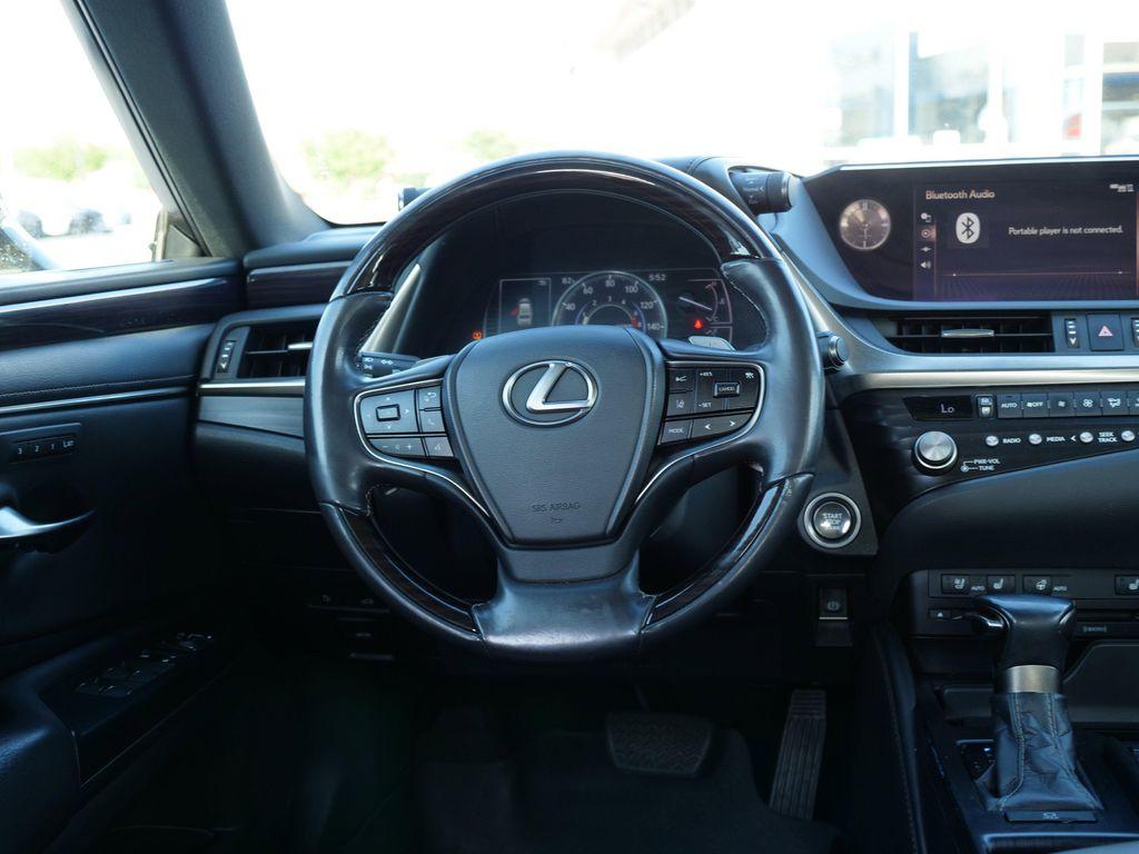 used 2021 Lexus ES 350 car, priced at $33,992