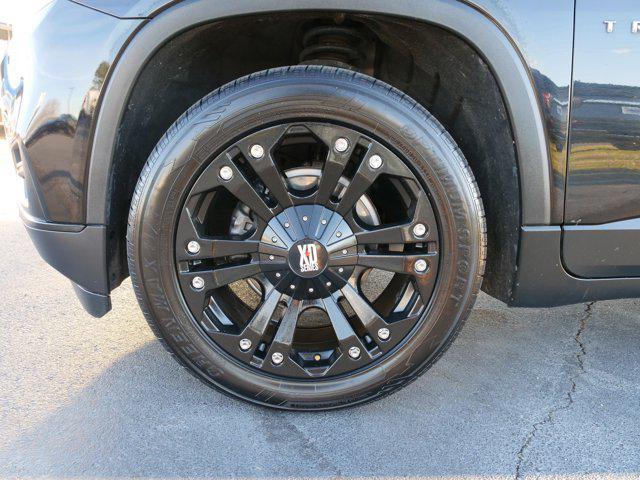 used 2021 Chevrolet Traverse car, priced at $23,500