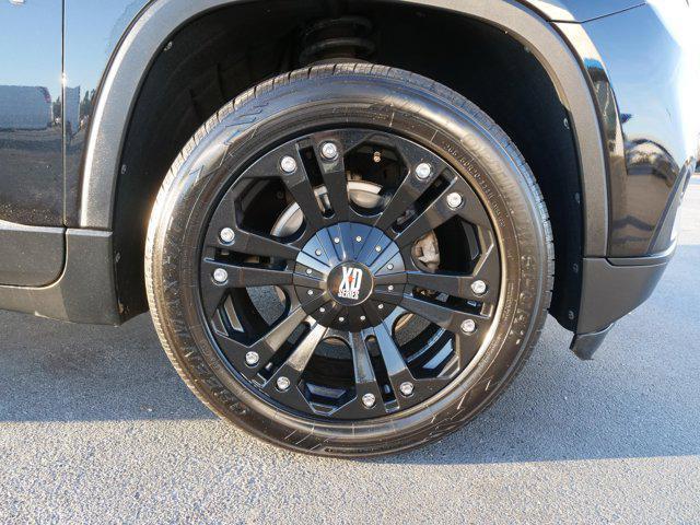 used 2021 Chevrolet Traverse car, priced at $23,500