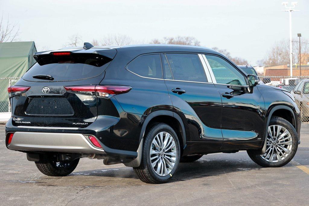 new 2026 Toyota Highlander Hybrid car, priced at $57,098