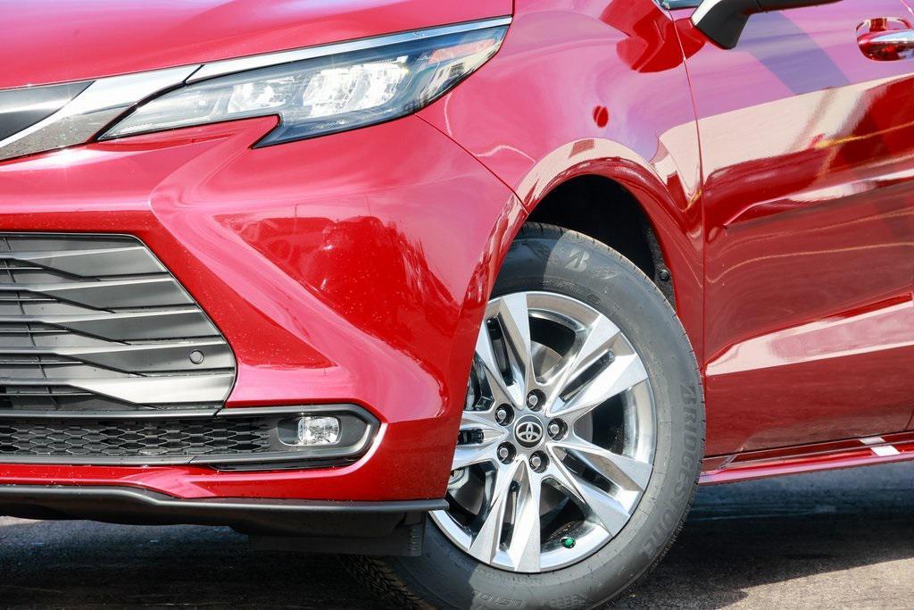 new 2026 Toyota Sienna car, priced at $52,735