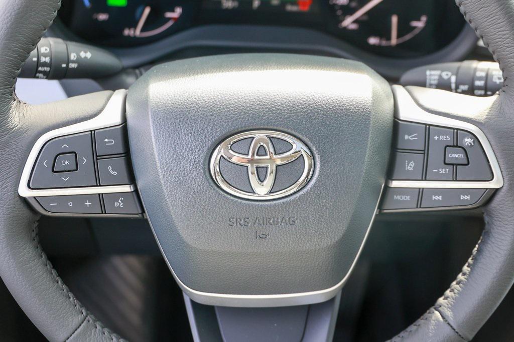 new 2026 Toyota Sienna car, priced at $52,735