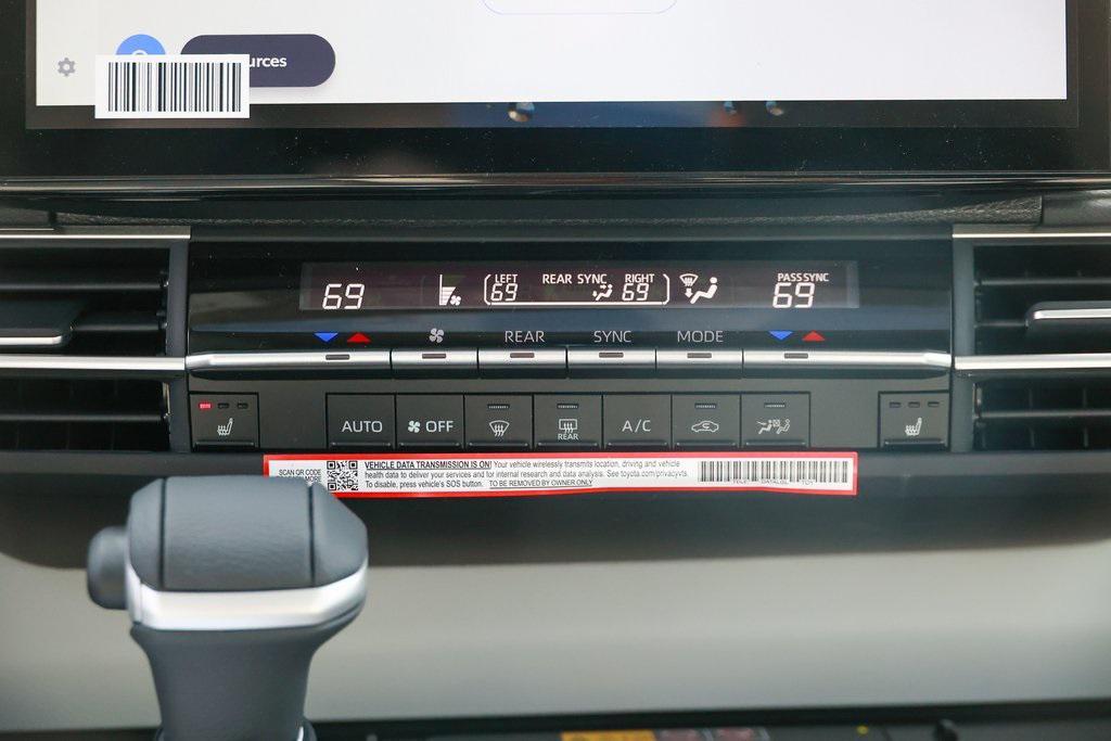 new 2026 Toyota Sienna car, priced at $52,735