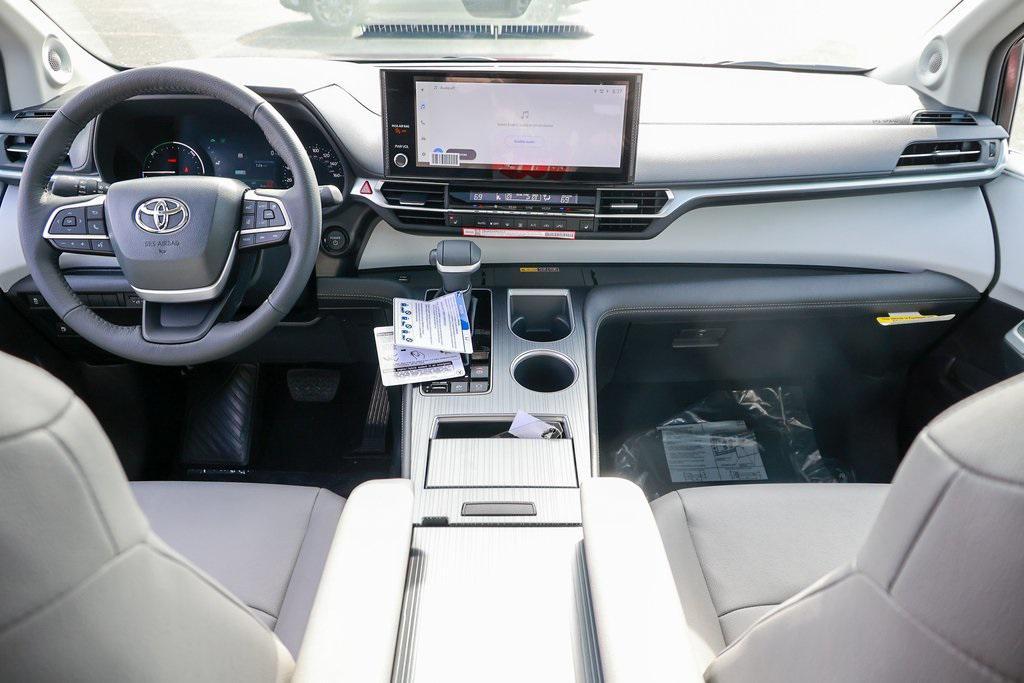 new 2026 Toyota Sienna car, priced at $52,735