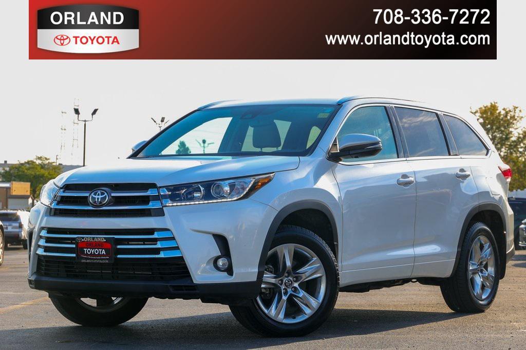 used 2019 Toyota Highlander car, priced at $31,999