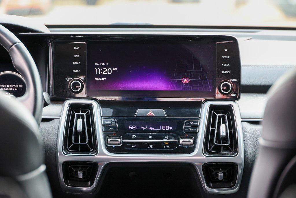 used 2023 Kia Sorento car, priced at $25,999