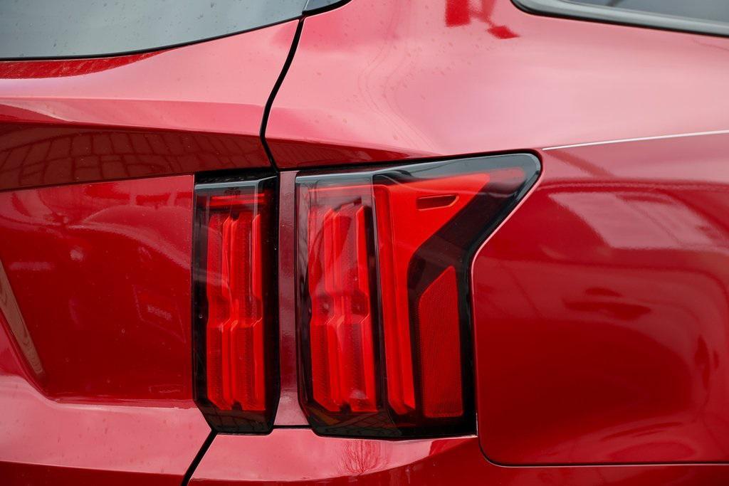 used 2023 Kia Sorento car, priced at $25,999