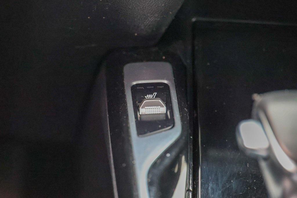 used 2023 Kia Sorento car, priced at $25,999