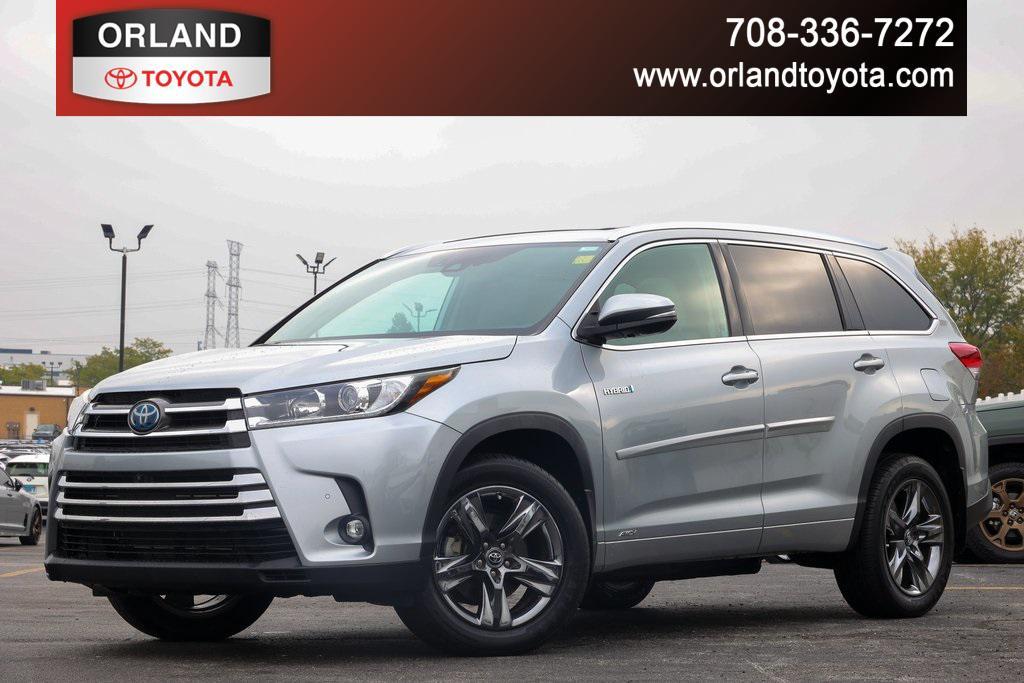 used 2019 Toyota Highlander Hybrid car, priced at $35,999