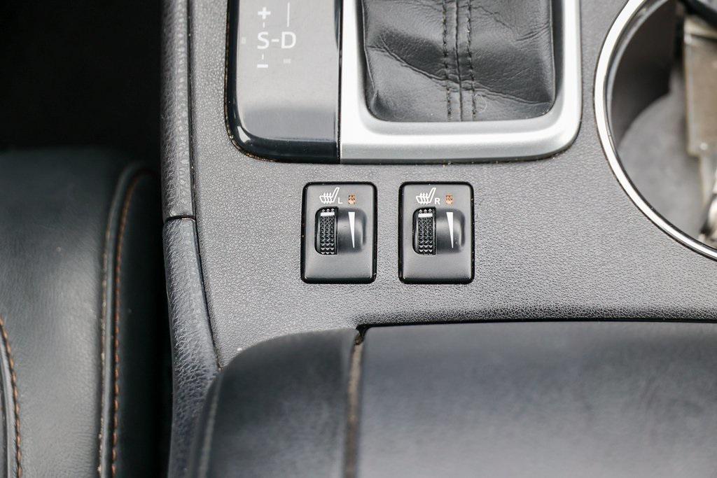 used 2015 Toyota Highlander car, priced at $16,999