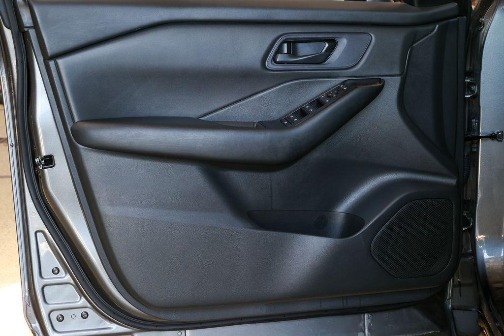 used 2024 Nissan Rogue car, priced at $21,999