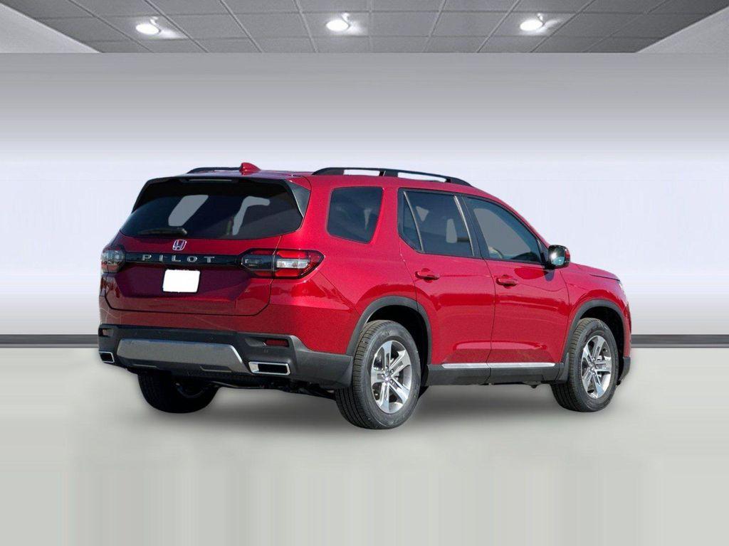 new 2026 Honda Pilot car, priced at $46,177