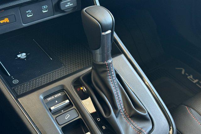 new 2026 Honda CR-V Hybrid car, priced at $41,675