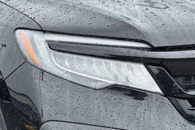 used 2022 Honda Pilot car, priced at $33,667
