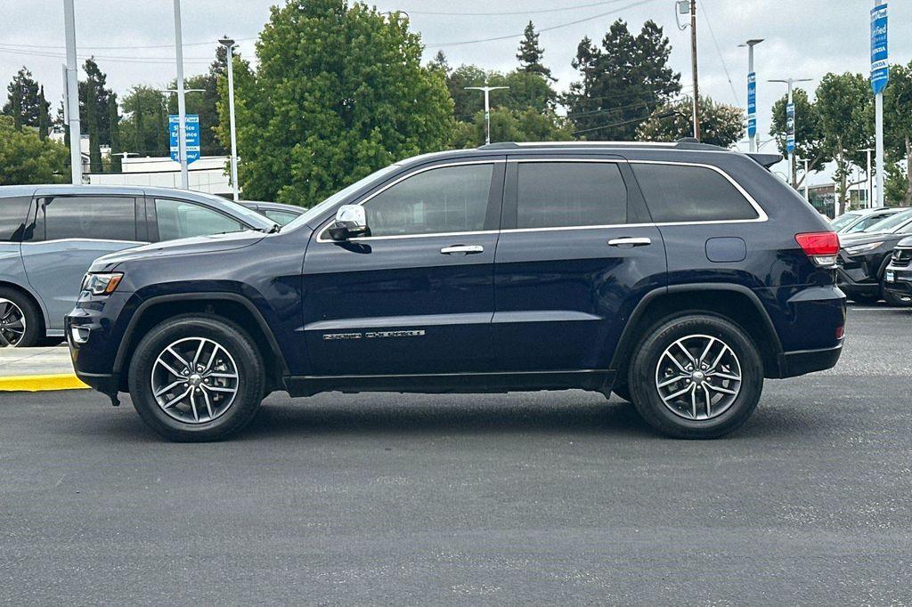 used 2017 Jeep Grand Cherokee car, priced at $13,084