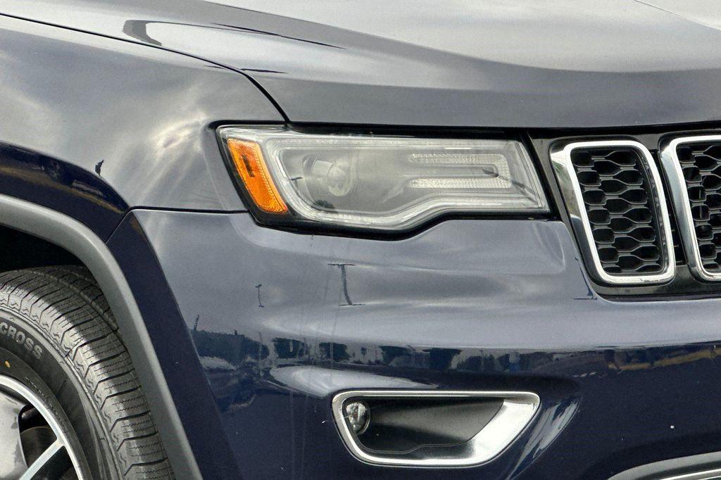 used 2017 Jeep Grand Cherokee car, priced at $13,084