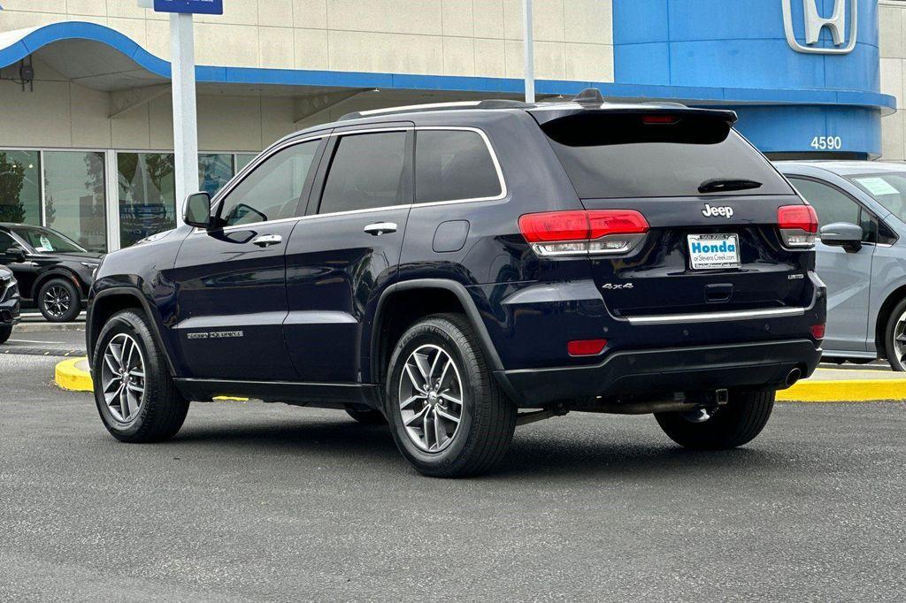used 2017 Jeep Grand Cherokee car, priced at $13,084