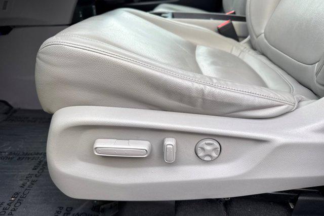 used 2023 Honda Odyssey car, priced at $34,999