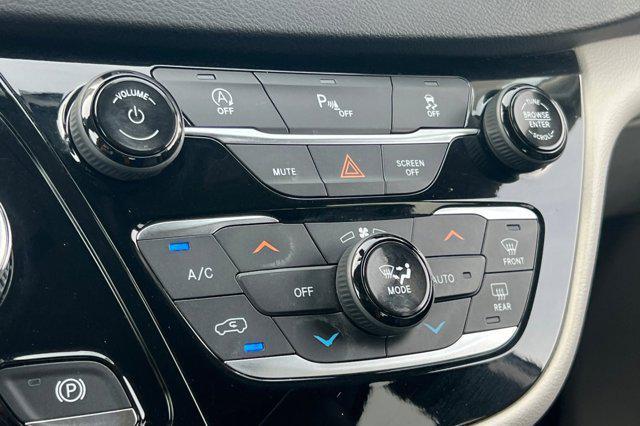 used 2018 Chrysler Pacifica car, priced at $14,081