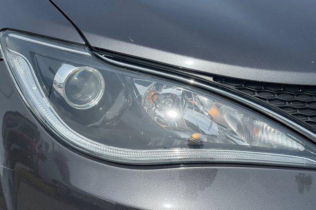 used 2018 Chrysler Pacifica car, priced at $14,081