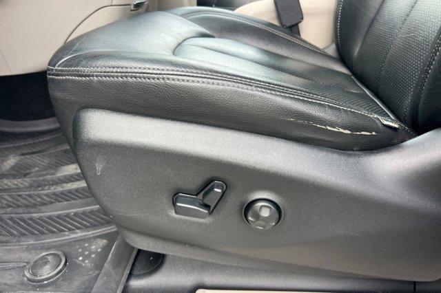 used 2018 Chrysler Pacifica car, priced at $14,081