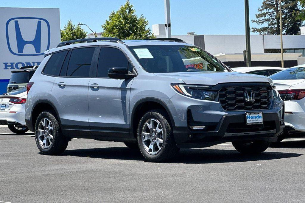used 2023 Honda Passport car, priced at $33,084
