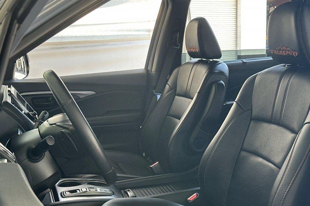 used 2023 Honda Passport car, priced at $33,084