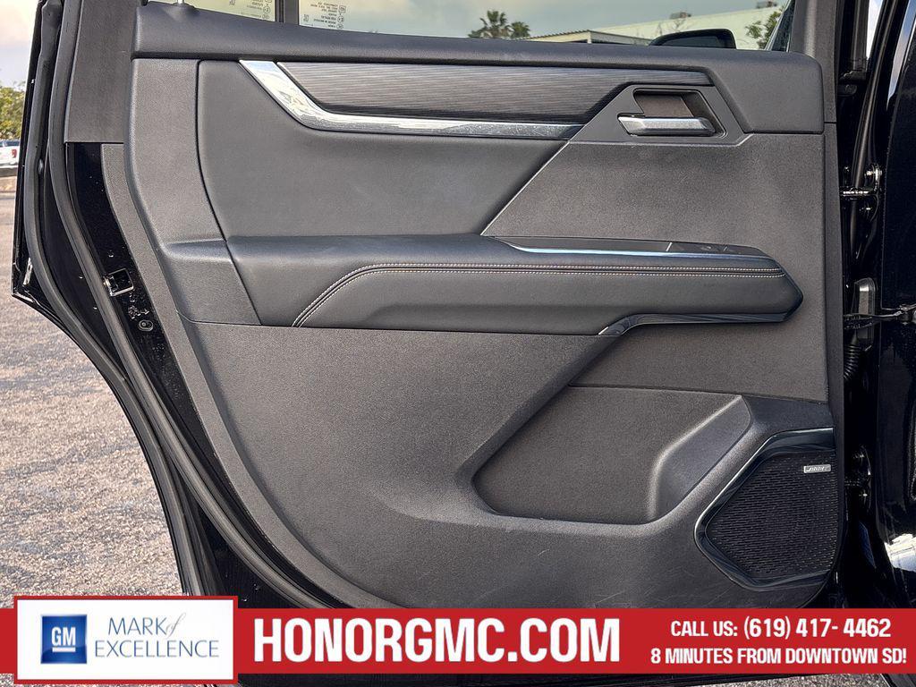 used 2024 GMC Acadia car, priced at $34,999