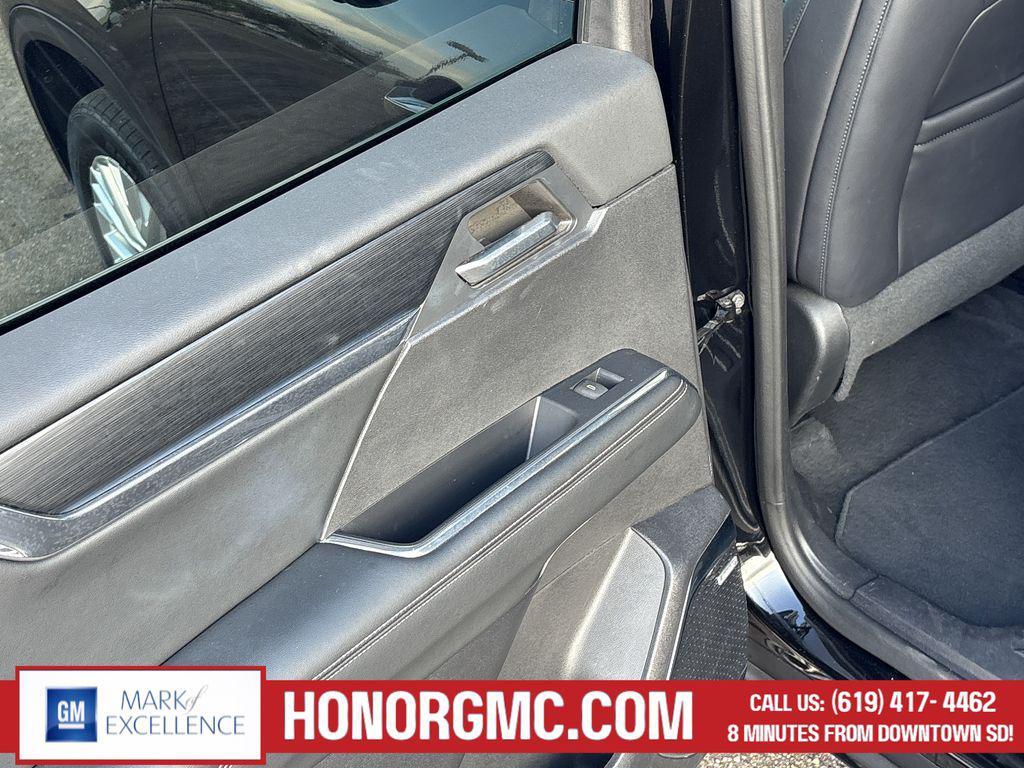 used 2024 GMC Acadia car, priced at $34,999