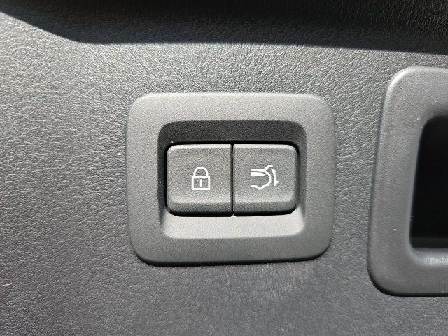 new 2026 Mazda CX-70 car, priced at $53,790