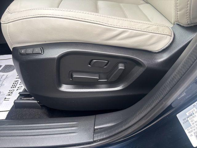 used 2023 Mazda CX-5 car, priced at $28,988