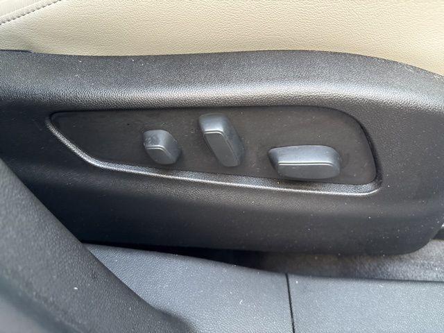 used 2020 Cadillac XT4 car, priced at $22,707