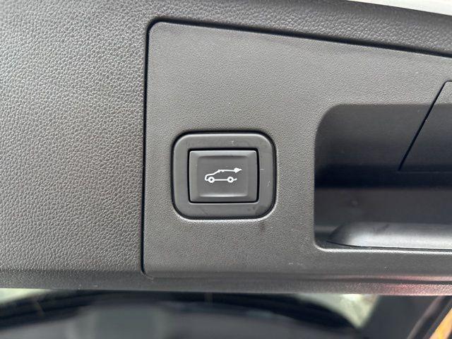 used 2020 Cadillac XT4 car, priced at $22,707