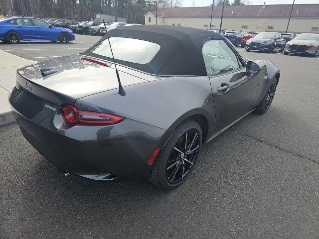 new 2026 Mazda MX-5 Miata car