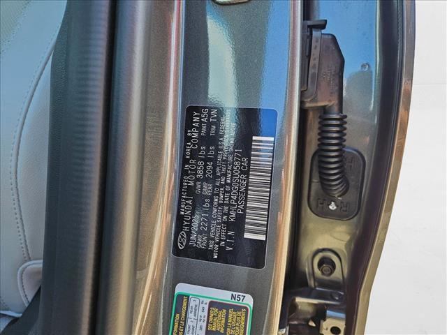 new 2025 Hyundai Elantra car, priced at $27,371