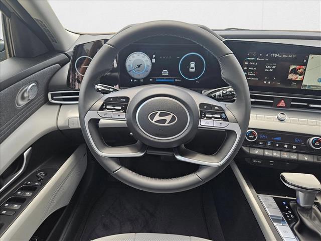 new 2025 Hyundai Elantra car, priced at $27,058