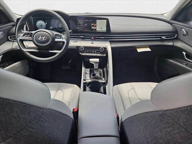 new 2025 Hyundai Elantra car, priced at $27,058