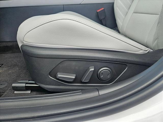 new 2025 Hyundai ELANTRA HEV car, priced at $30,657