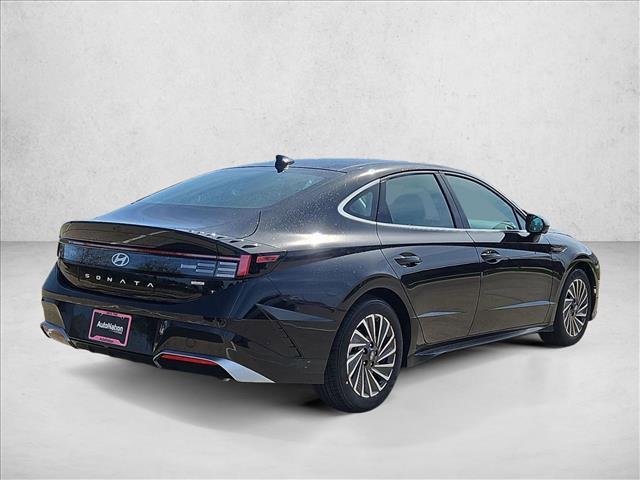 new 2026 Hyundai Sonata Hybrid car, priced at $39,011