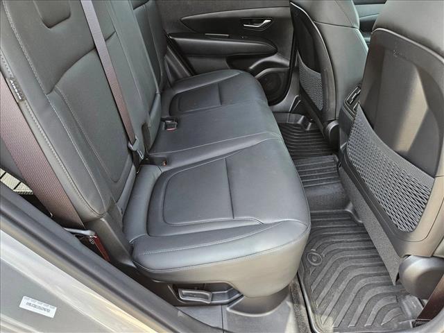 used 2025 Hyundai TUCSON Hybrid car, priced at $31,488