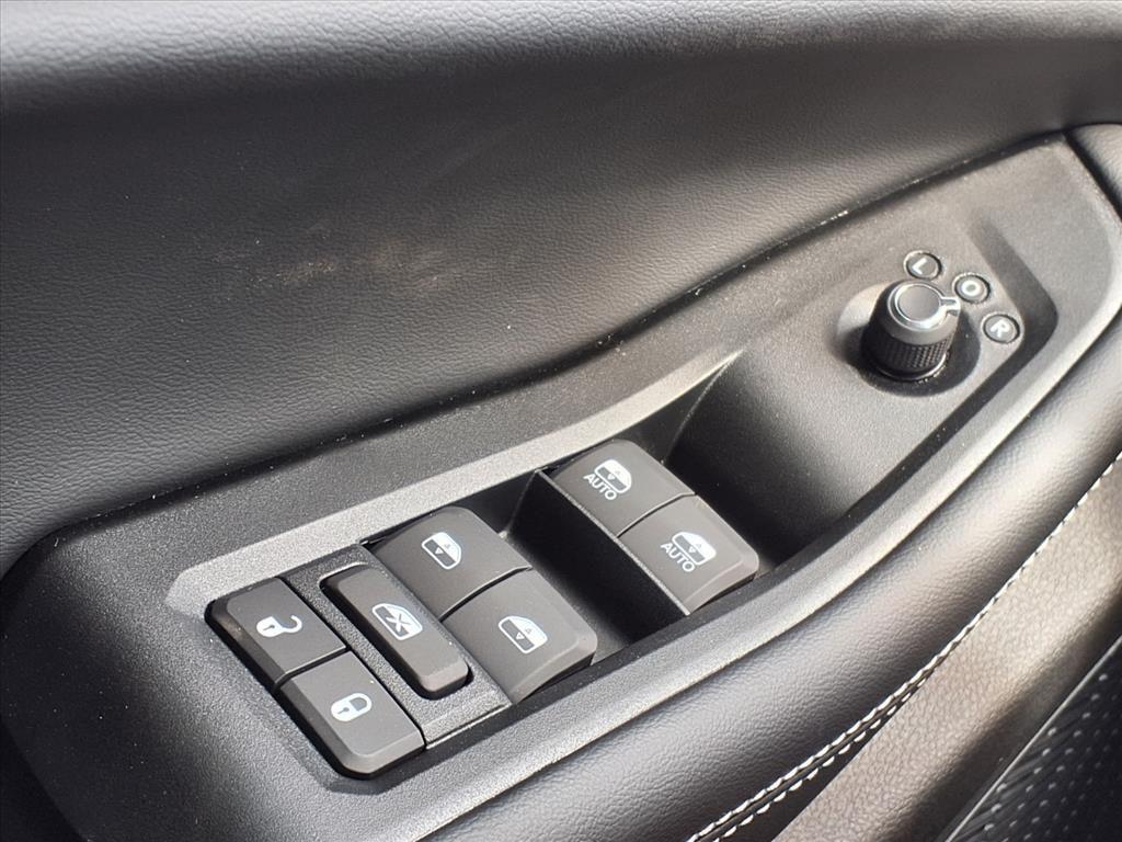 new 2025 Jeep Grand Cherokee car, priced at $39,716