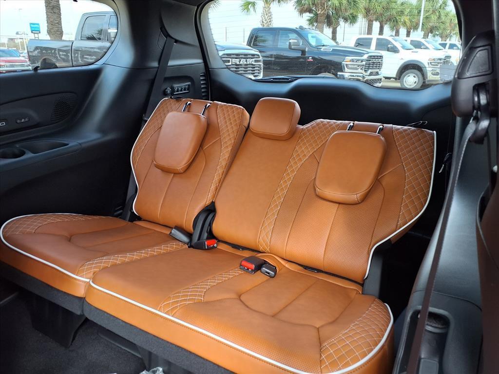 new 2026 Chrysler Pacifica car, priced at $53,686