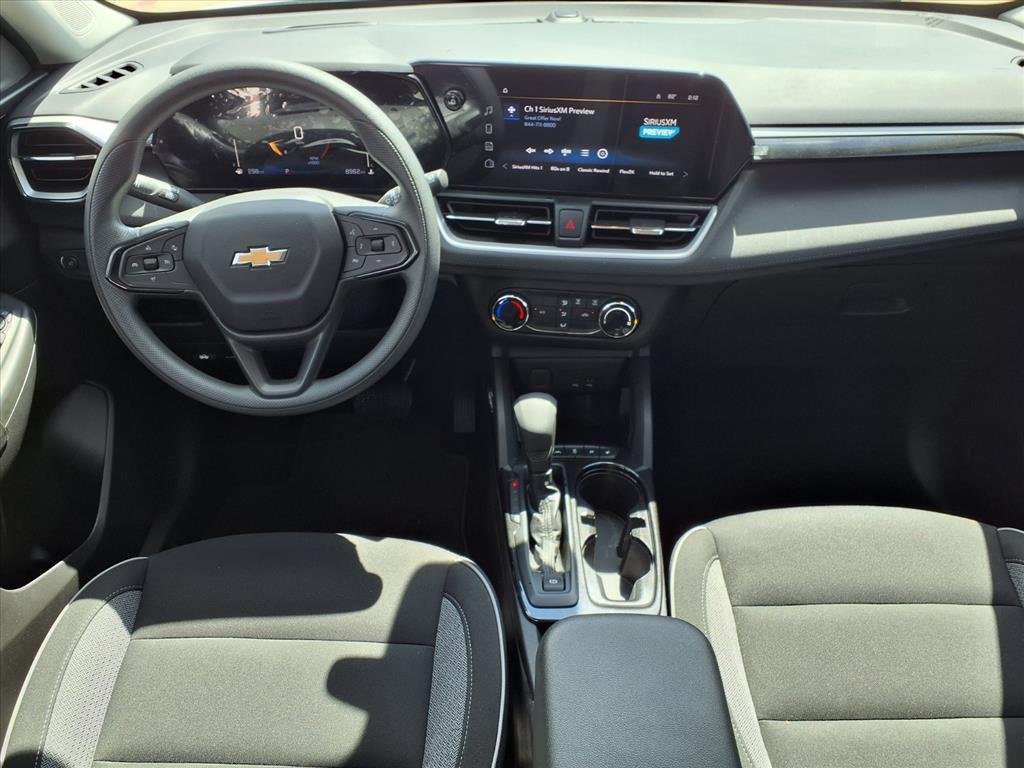 used 2025 Chevrolet TrailBlazer car, priced at $23,293